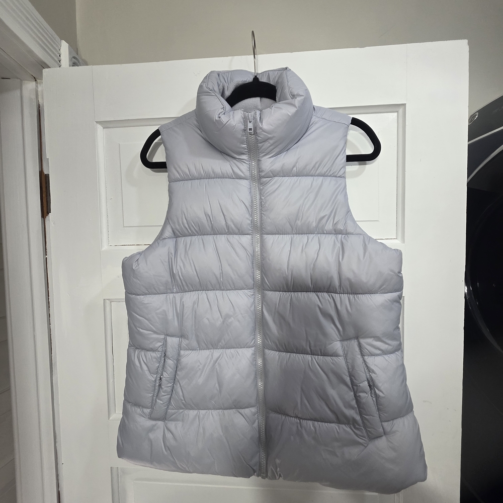 Old Navy Gray Puffer Vest